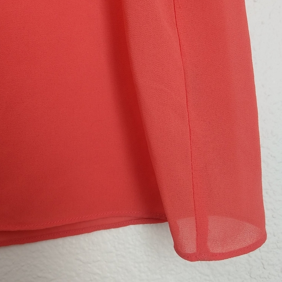 Last Chance‼️Chiffon net mixed media top - Picture 3 of 3